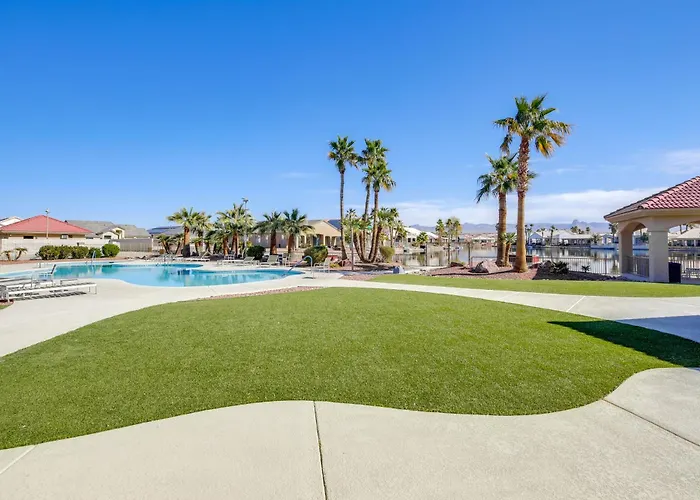 Spacious Luxe W/ Access In Mohave! Holiday home