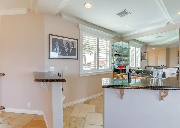 Spacious Luxe W/ Access In Mohave! *