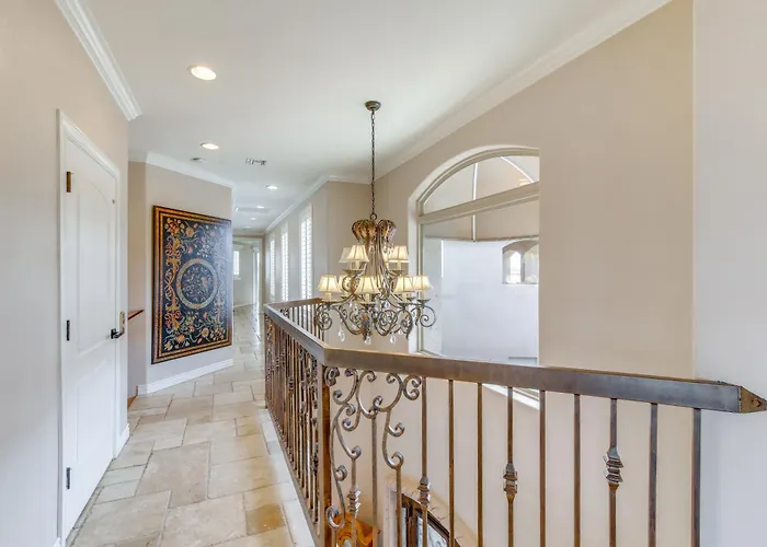 Spacious Luxe W/ Access In Mohave! Holiday home Fort Mohave